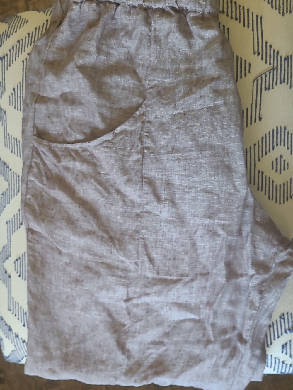 Quince Linen-Blend Elastic Waist Shorts — Brown